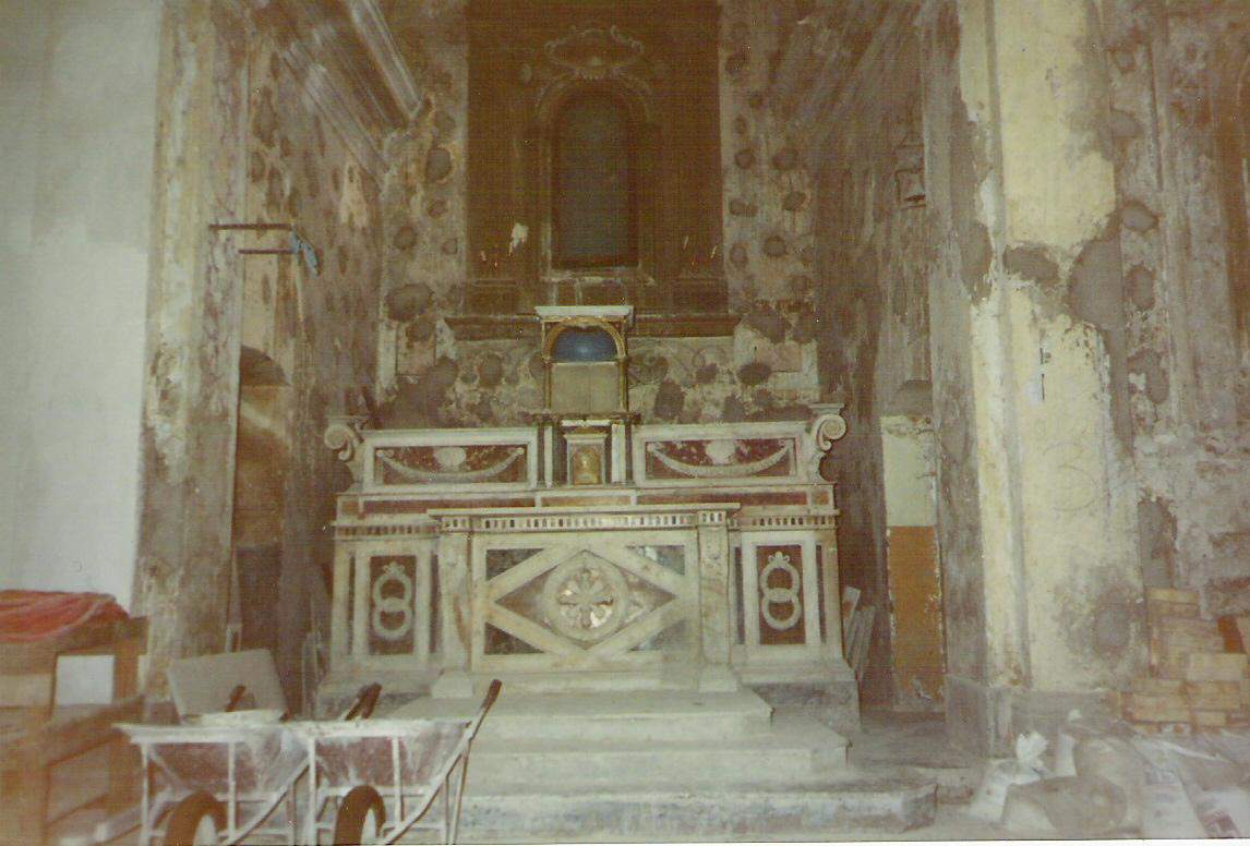 C. San Nicola Interior 2- 1991.JPG