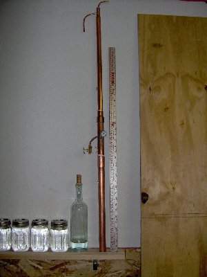 Here's the whole thing thing assembled.<br />That's a yard stick, meter stick i should call it, beside it.